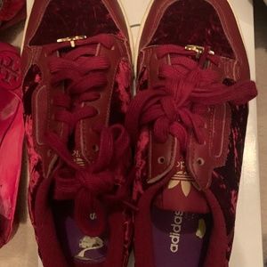 Adidas velvet/ suede sneakers